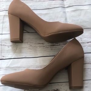 Tan block pumps